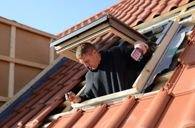 Pose de fenêtres de toit Velux à Hindlingen